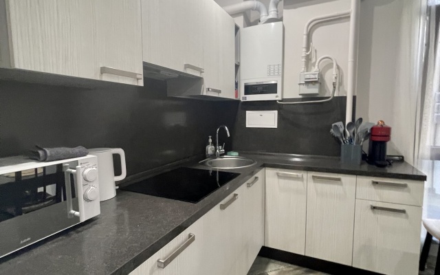 Квартира Огромная трехкомнатная квартира напротив подъемника