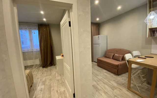 Na Entuziastov, 15 Flat