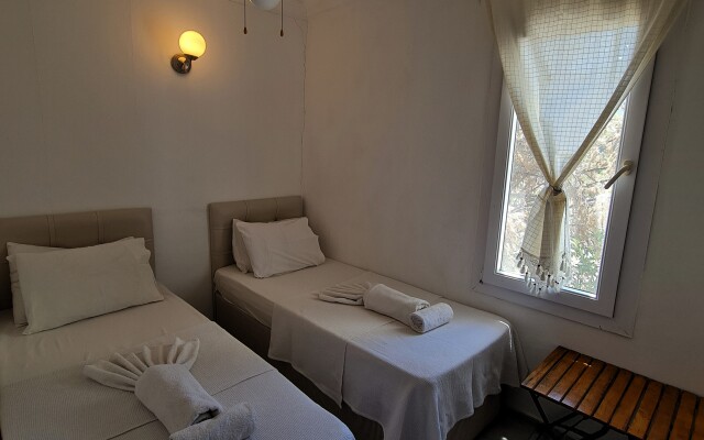 Serena Suites Flat