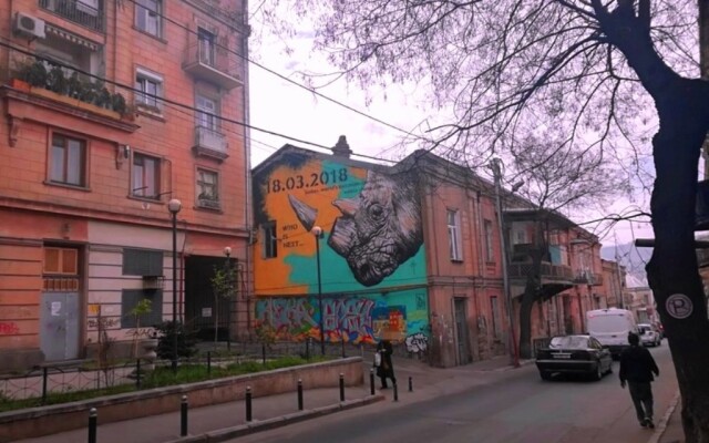 Birdhome In Tbilisi Apartments