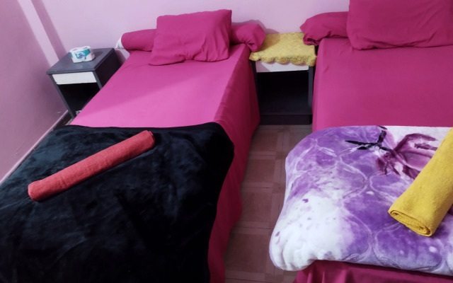 Grand Square Luxor Hostel