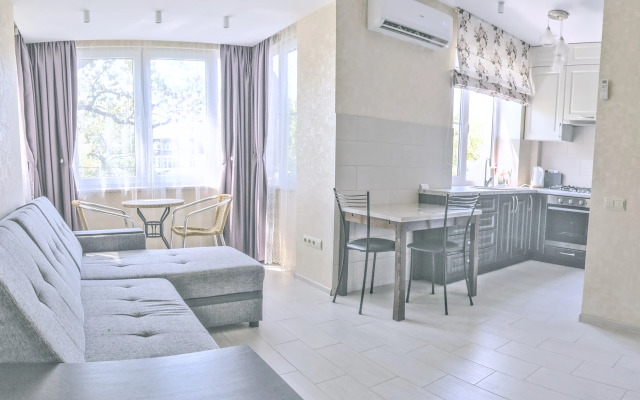 Квартира Виноградная Лестница