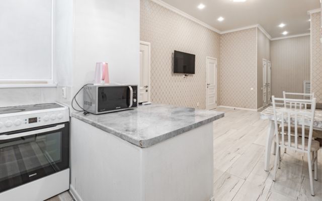 Ryadom S Bayantau Flat