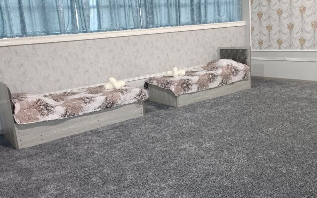 Isfan Guest House