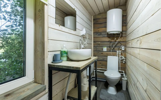 Частный дом у озера Кипень