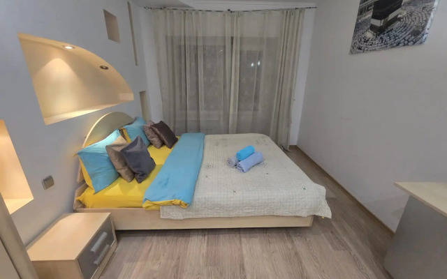 Dvukhkomnatnaya Samal 2 Almaty Flat