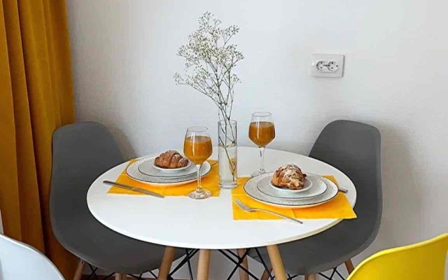 Na Ulitse Sevastyyanova 28/1 Flat