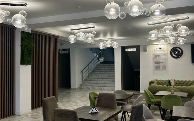 Turist Hotel