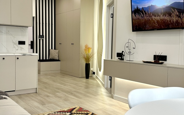 Апартаменты 158/4 Комфорт сити с двуспальной кроватью, диваном и красивым видом