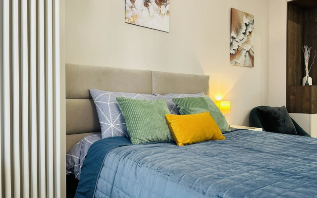 Studiya Lyuks Na 14 Etazhe S Vidom V Zhk Aloye Pole Flat - Apartment in تشيليابنسك - Photo 5