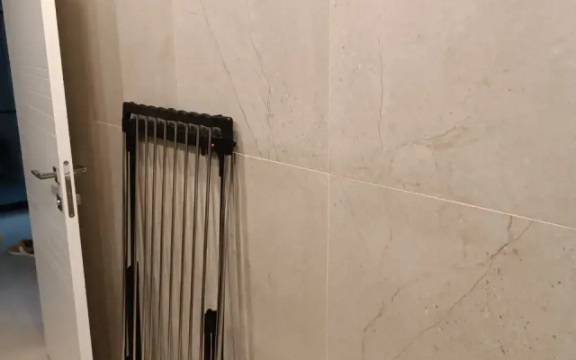 Uyutnaya sovremennaya v Zelenogradske Flat