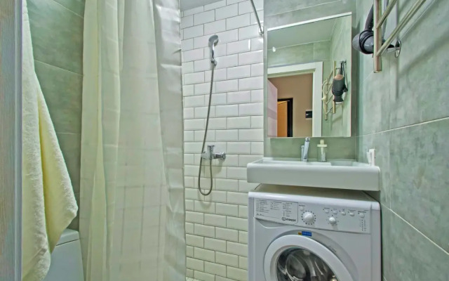 New near 1 Metro Kotelniki Apartment
