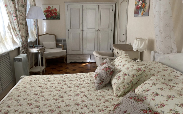 2-kh komnatnye apartamenty Klassik na Naberezhnoy Flat