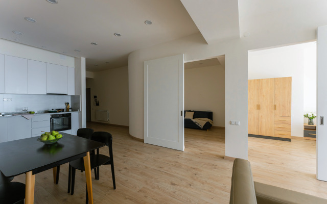 KeyGo #0093, 1 Bedroom, Near Dvin Music Hall Apartments