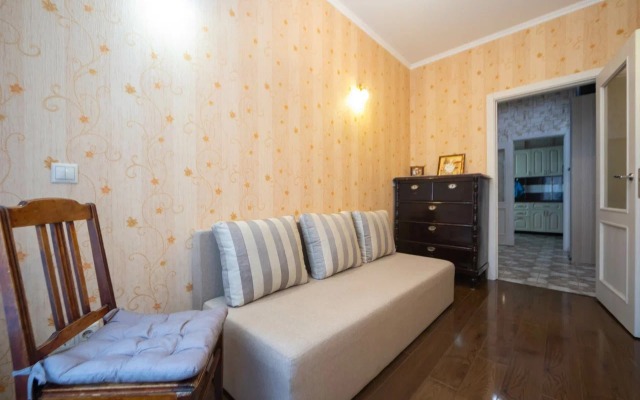 Квартира на пр-те Добролюбова 7/2 В