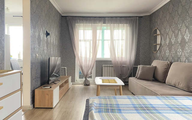 U Rechnogo porta nedaleko ot tsentra Kazani Flat