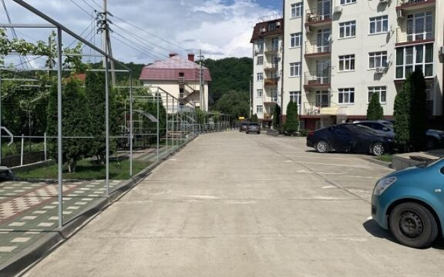Novomihalovskaya Flat