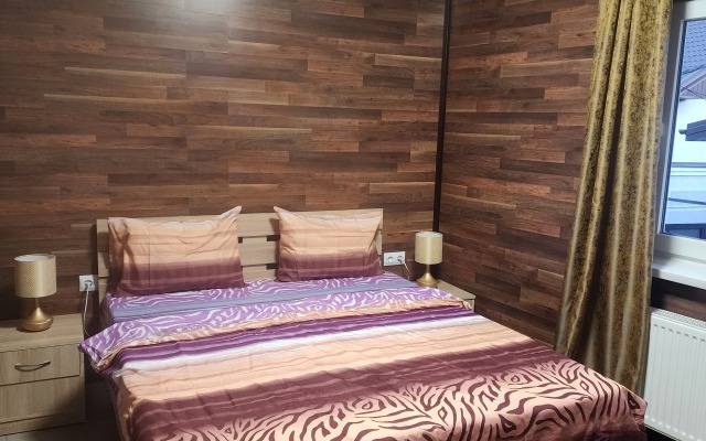 Lyuks Guest house