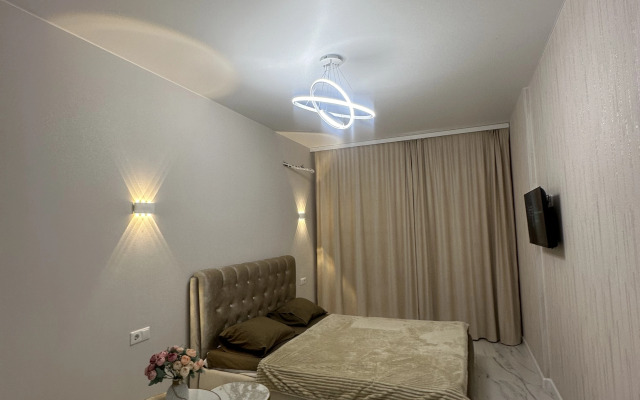 Yevro2 Kh Komnatnaya V Tsentre Flat