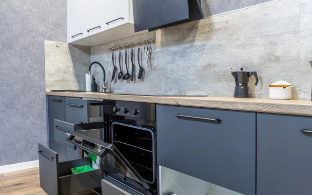 Квартира просторная евродвушка с большой кроватью и удобным диваном