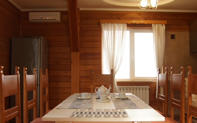 U Granitnogo Kan'ona Chalet