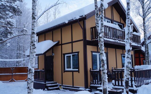 Ozernaya 38 Private House