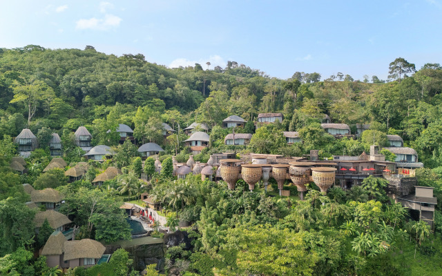 Курортный отель Keemala