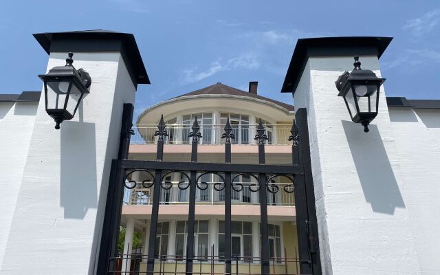 Avrora Guest house