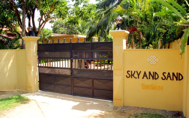 Sky And Sand Guest House