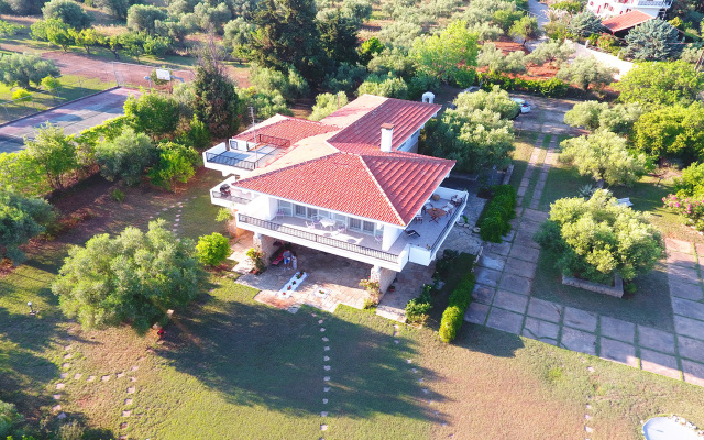 Rika's Seaside Nikiti Villa