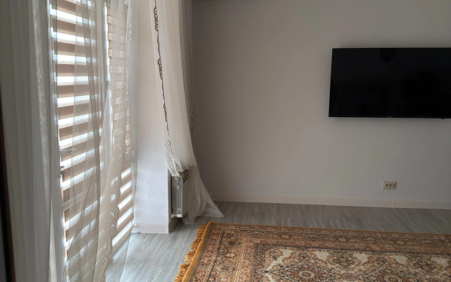 Частный дом двухэтажный на улице Султана Раджабалиева 38