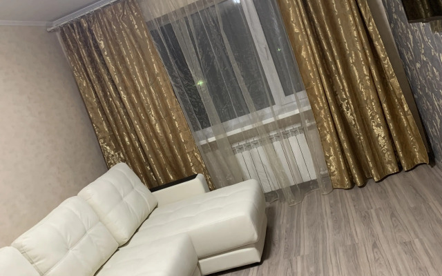 Dvukhkomnatnaya Pridorozhny 37 Flat