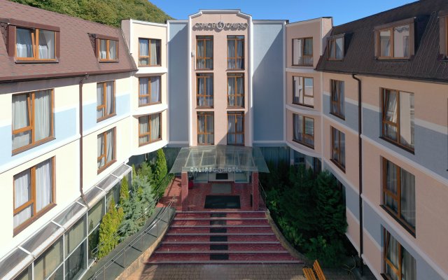 Grejs Kalipso Hotel