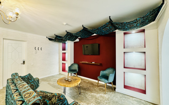 Istoriya Hotel