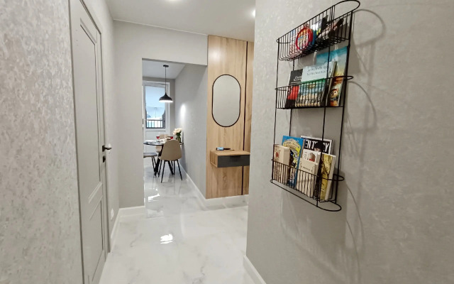 V Lomonosove u lesa Flat