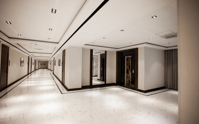 Atour Hotel