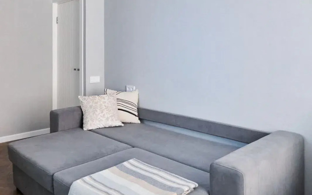 Flat Uyutnaya