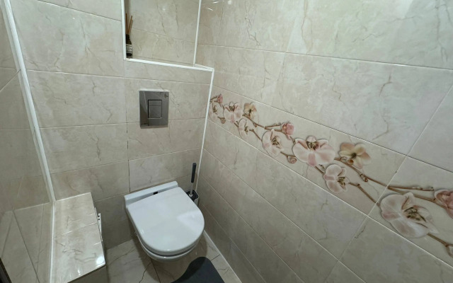 Квартира на первом этаже, просторная, центр Пятигорска