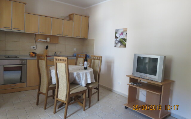 Kaca Marko Apartments