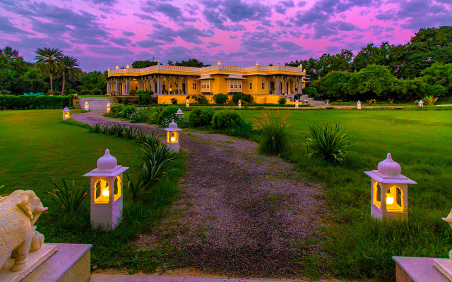 Dev Shree Relais and Châteaux Luxury Hotel Deogarh