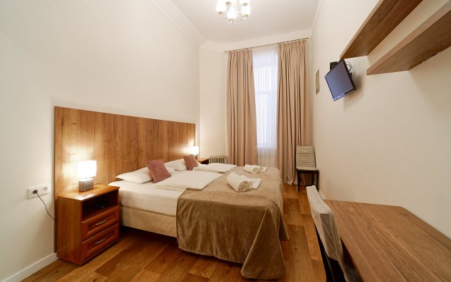 Svetly U Ermitazha Guest house