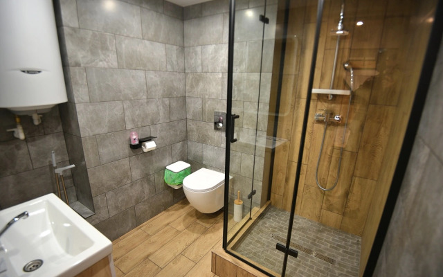 Kolizey 3 Apartments