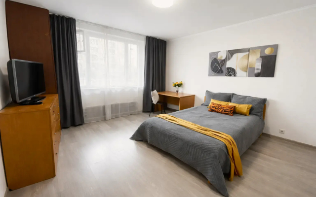 Квартира Апартаменты на Новочеркасский бульвар 27