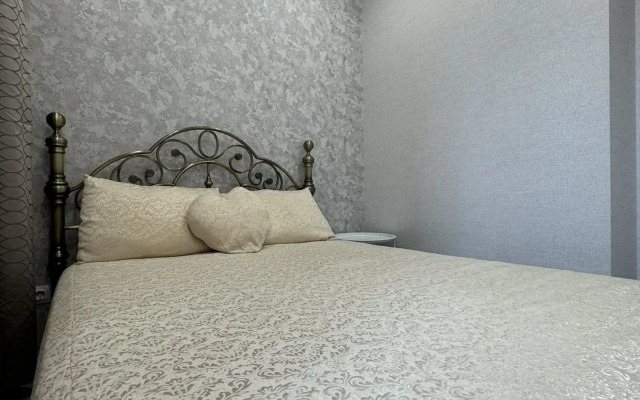 One-room Apartment in the City Center
