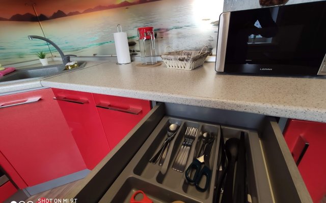 Апартаменты Титова 240/1