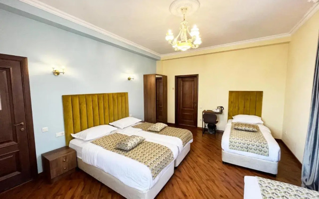 Phazisi Hotel