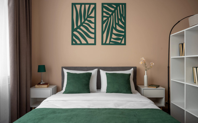 Квартира двухкомнатная Queenstay БотаникАрт рядом с НМИЦ имени Рыжих