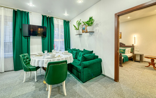 Revival Hotel
