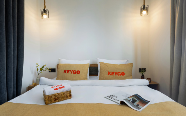 KeyGo #0149 2 Bedroom Design near Saryan Street Apartments