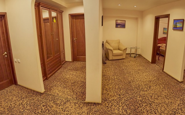 Le Vashoff Hotel